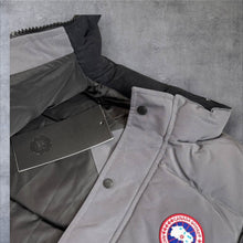 Load image into Gallery viewer, Jacket