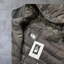 Load image into Gallery viewer, Jacket