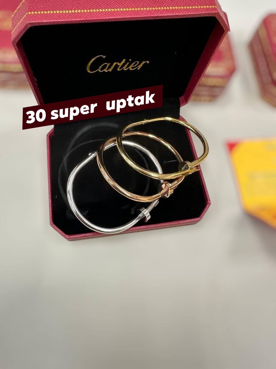 Bracelet