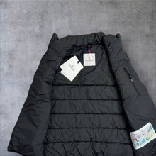 Load image into Gallery viewer, Jacket