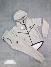 Load image into Gallery viewer, Tracksuit boy