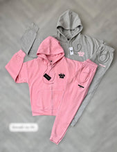 Load image into Gallery viewer, Tracksuit