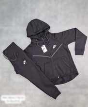 Load image into Gallery viewer, Tracksuit boy