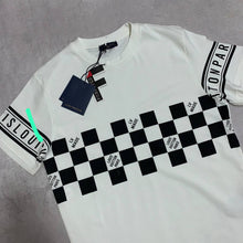Load image into Gallery viewer, Tshirt