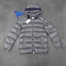 Load image into Gallery viewer, Jacket