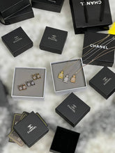 Load image into Gallery viewer, Necklace
