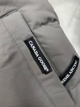 Load image into Gallery viewer, Jacket
