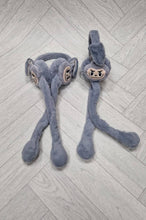 Load image into Gallery viewer, Earmuff