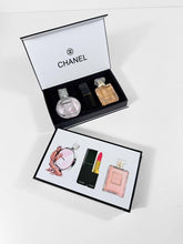 Load image into Gallery viewer, Perfume