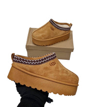Load image into Gallery viewer, Shoes