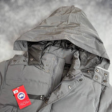 Load image into Gallery viewer, Jacket