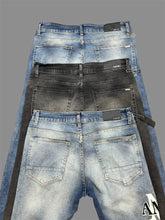 Load image into Gallery viewer, Jeans