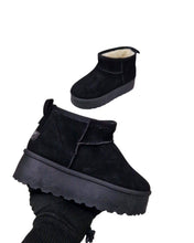 Load image into Gallery viewer, Shoes