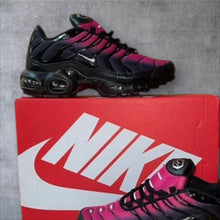 Load image into Gallery viewer, Shoes