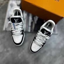 Load image into Gallery viewer, Shoes