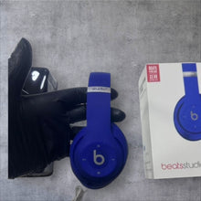 Load image into Gallery viewer, Headphone