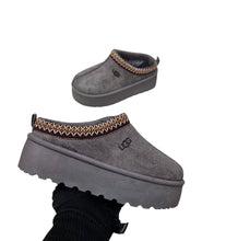 Load image into Gallery viewer, Shoes