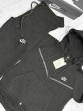Load image into Gallery viewer, Tracksuit boy