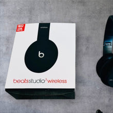 Load image into Gallery viewer, Headphone