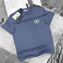 Load image into Gallery viewer, Tshirt