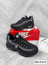 Load image into Gallery viewer, Shoes