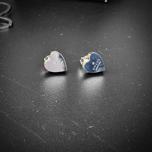 Load image into Gallery viewer, Necklace