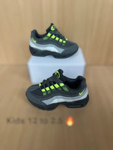 Load image into Gallery viewer, Shoes