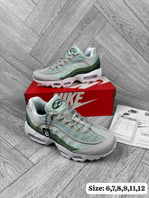 Load image into Gallery viewer, Shoes