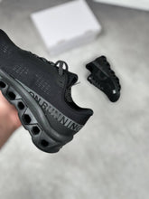 Load image into Gallery viewer, Shoes men