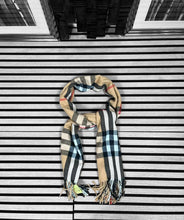 Load image into Gallery viewer, Scarf