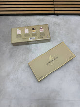Load image into Gallery viewer, Perfume