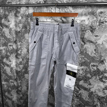 Load image into Gallery viewer, Jeans
