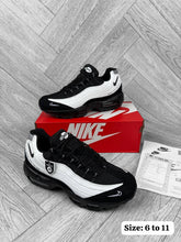 Load image into Gallery viewer, Shoes