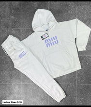 Load image into Gallery viewer, Tracksuit women
