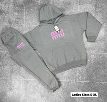 Load image into Gallery viewer, Tracksuit women