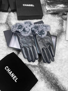 Glove