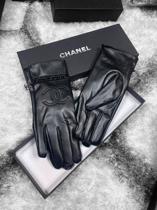 Glove