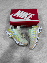 Load image into Gallery viewer, Shoes