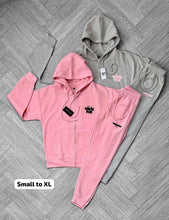 Load image into Gallery viewer, Tracksuit women