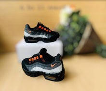 Load image into Gallery viewer, Shoes