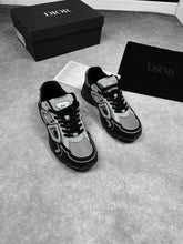 Load image into Gallery viewer, Shoes men