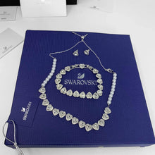 Load image into Gallery viewer, Necklace