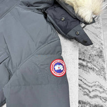 Load image into Gallery viewer, Jacket