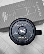 Load image into Gallery viewer, Bottle