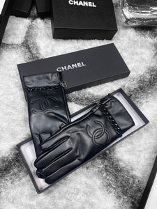 Glove