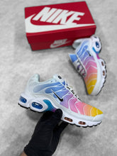 Load image into Gallery viewer, Shoes