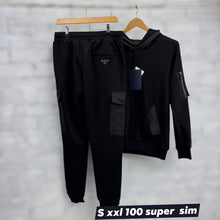 Load image into Gallery viewer, Tracksuit