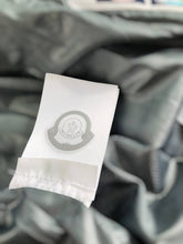 Load image into Gallery viewer, Jacket women