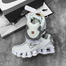 Load image into Gallery viewer, Shoes