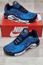 Load image into Gallery viewer, Shoes